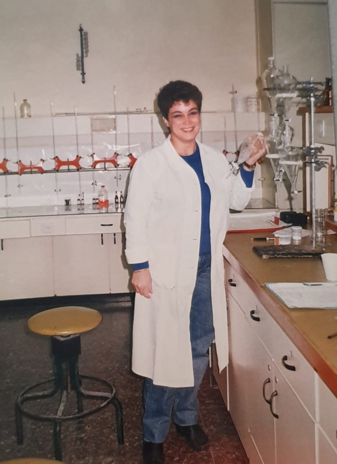 sarika in laboratory