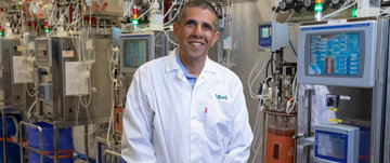 Dr. Nir Shapir standing in the laboratory at Teva